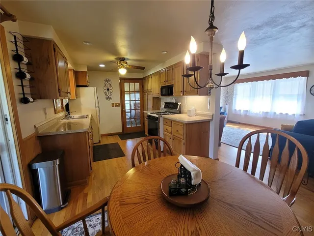 $215,000 | 5423 Omara Drive, Brewerton, NY 13029