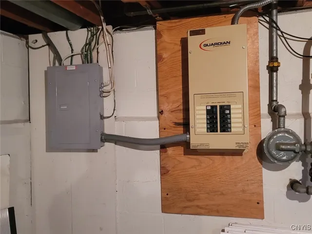 $215,000 | 5423 Omara Drive, Brewerton, NY 13029