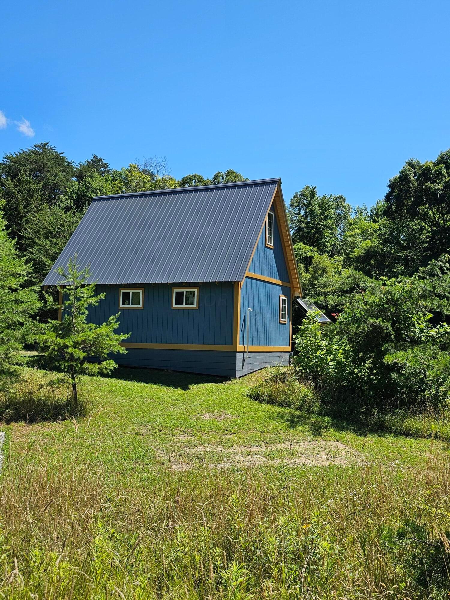 31660 Molehan Road Vinton, OH 45686 - Photo 4 of 37 20240701_113921