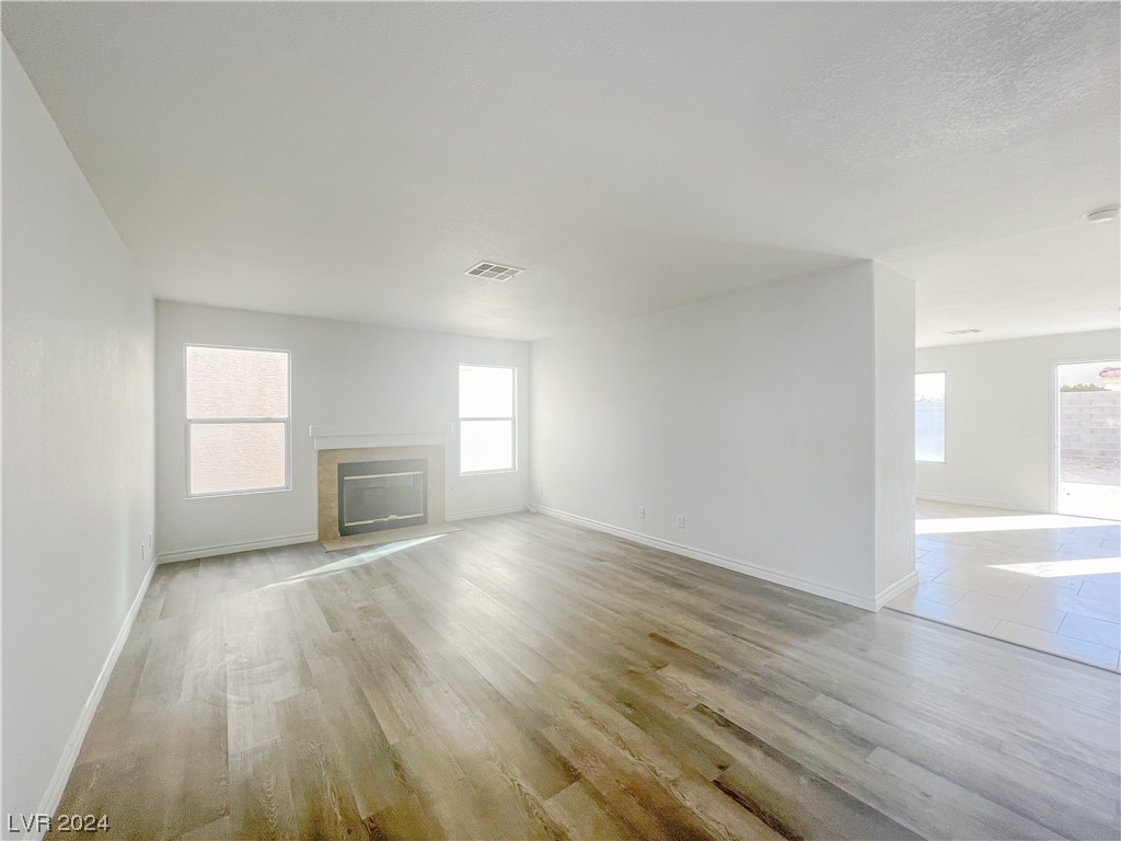 8321 Maplestar Road Las Vegas, NV 89128 - Photo 3 of 25 Gallery Image 3