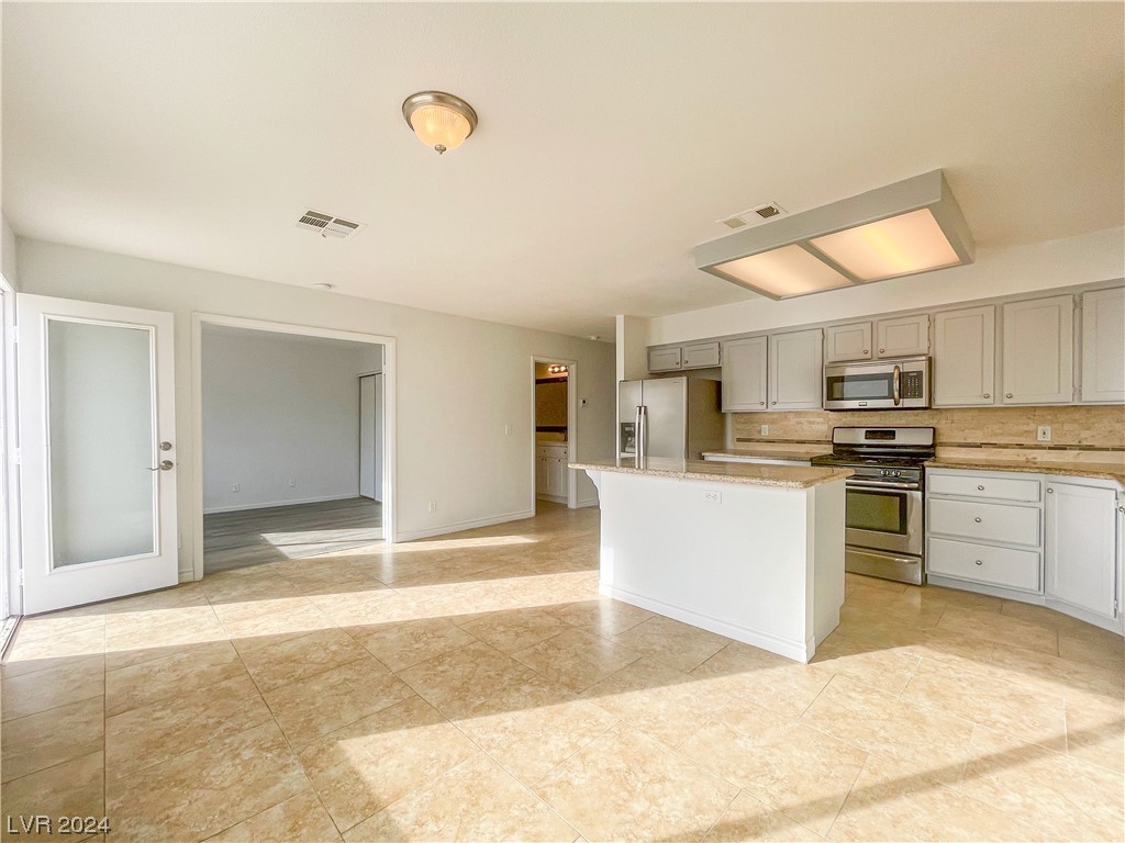 8321 Maplestar Road Las Vegas, NV 89128 - Photo 8 of 25 Gallery Image 8