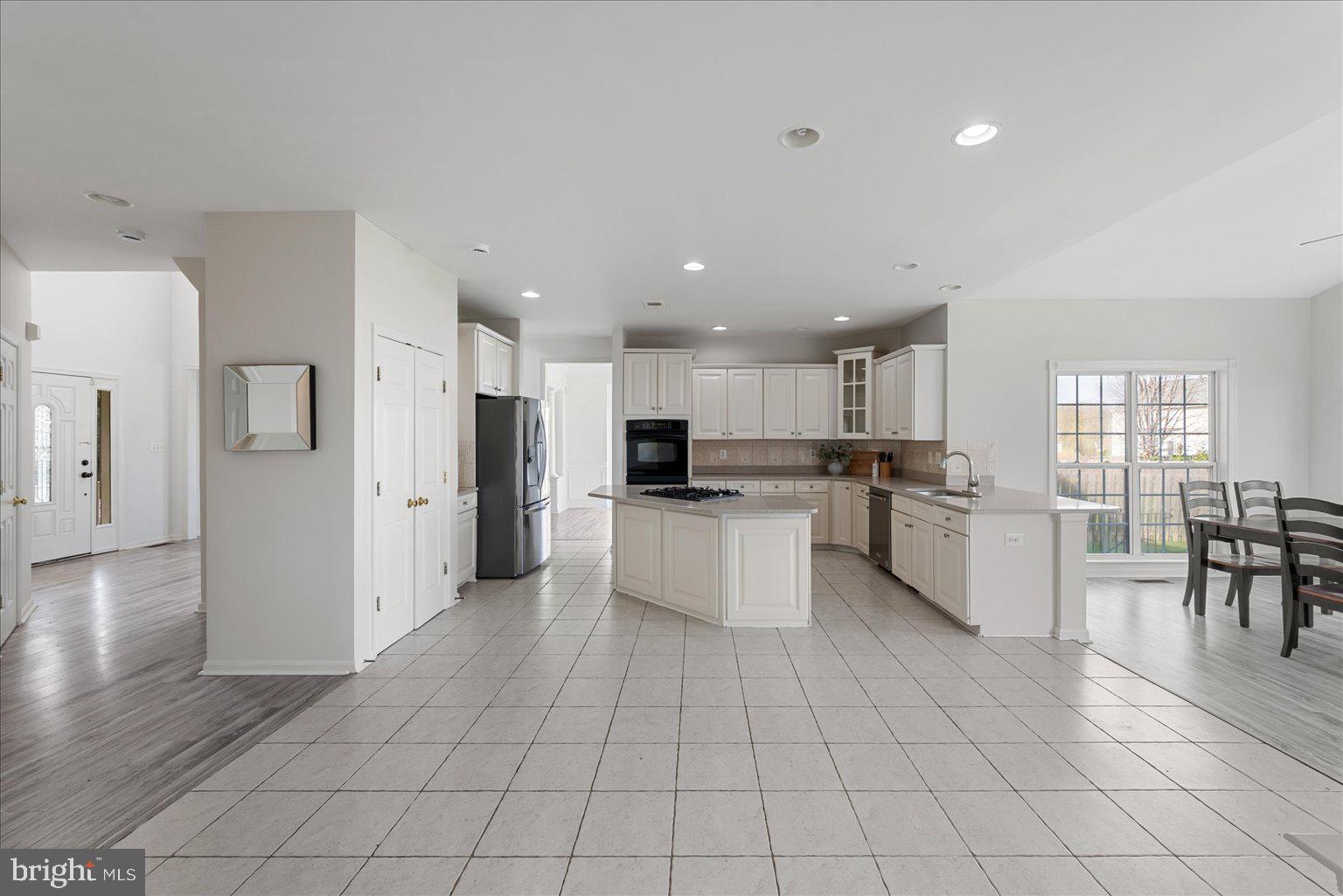 73 Alyssa Court Charles Town, WV 25414 - Photo 6 of 41