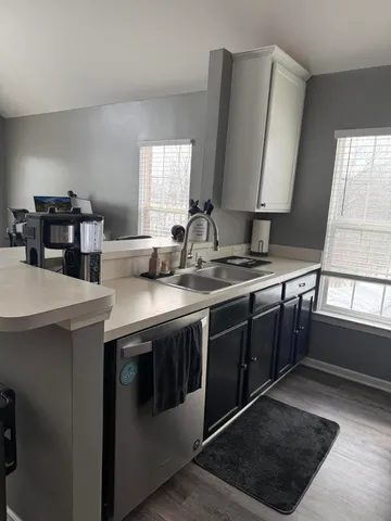 $225,000 | 23493 Williamsburg Circle, Woodhaven, MI 48183