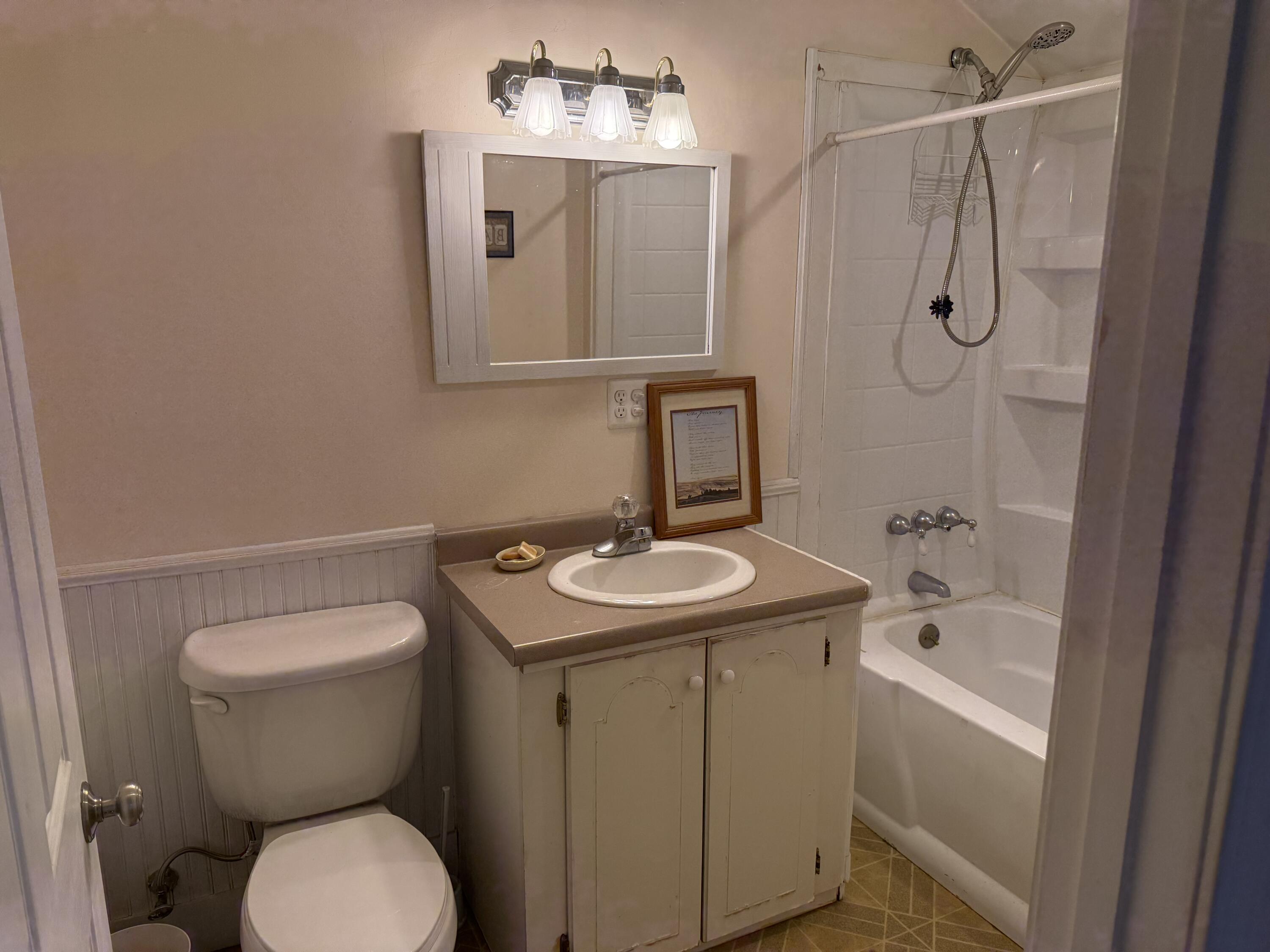 447 Goshen Road Waldoboro, ME 04572 - Photo 20 of 43 IMG_8282