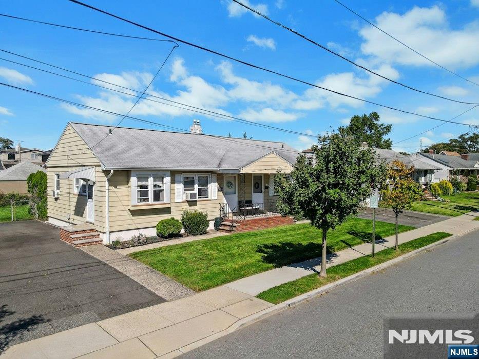 35 Grant Street East Rutherford, NJ 07073 - Photo 2 of 31 Gallery Image 2