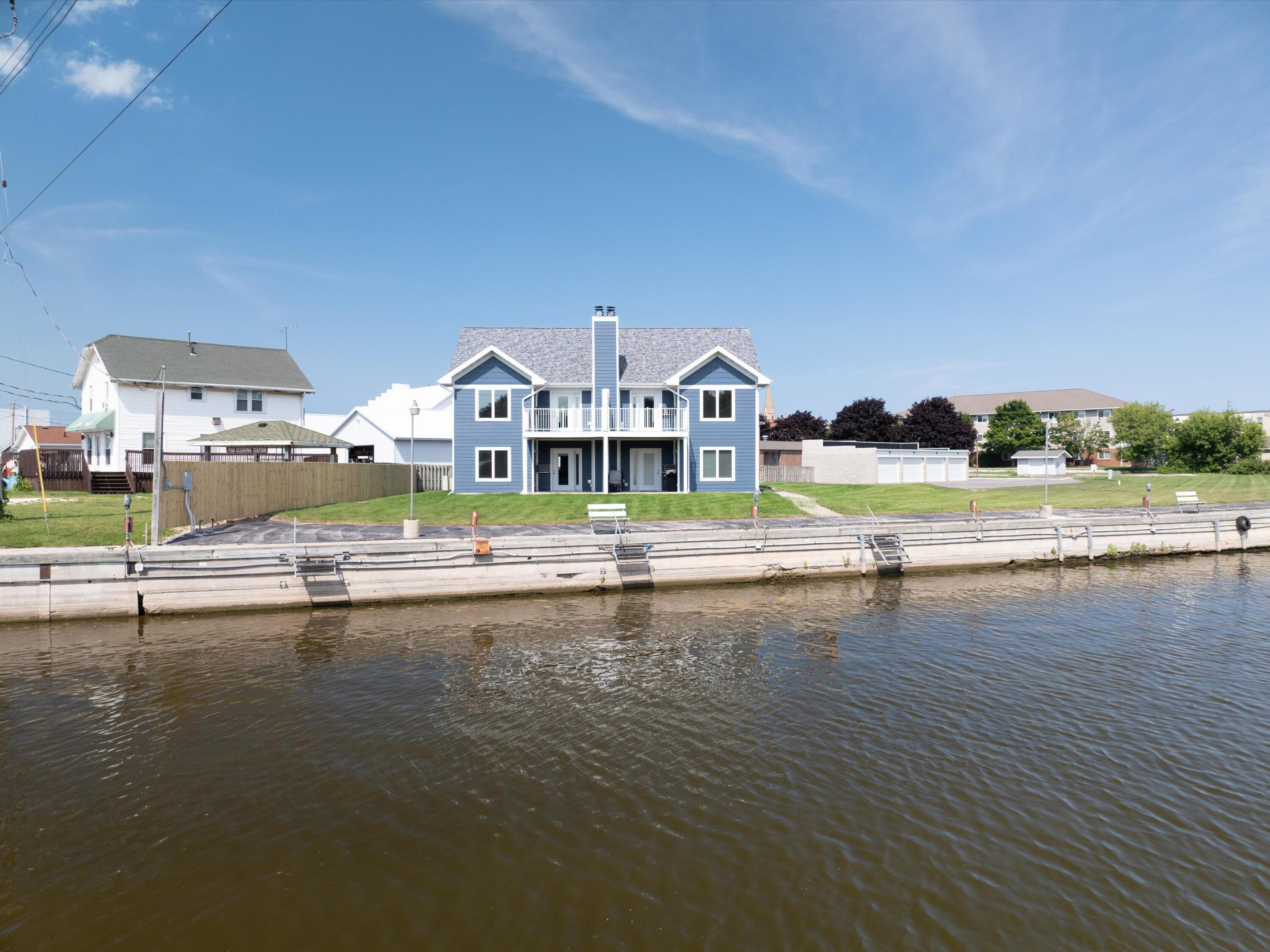 1609 16th Street, Unit D Two Rivers, WI 54241 - Photo 26 of 27 Dock Area