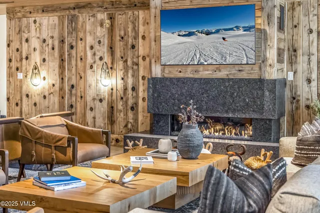 $3,100,000 | 38460 Hwy 6 Avon Co 81620, Unit 419, Avon, CO 81620