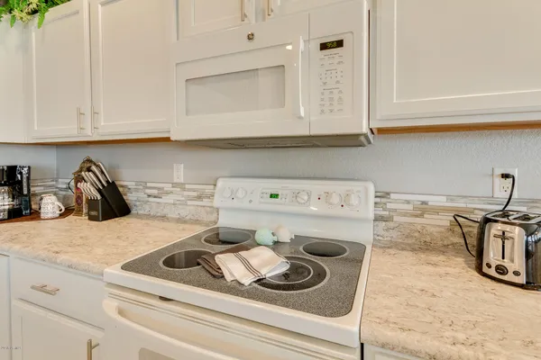 $3,465 | 6481 South Windstream Place, Chandler, AZ 85249