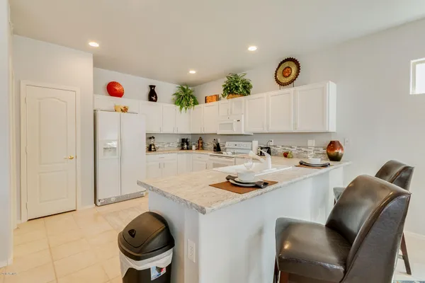 $3,465 | 6481 South Windstream Place, Chandler, AZ 85249