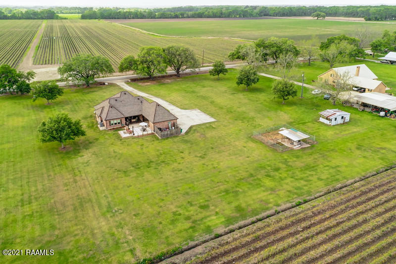 2402 Daspit Road New Iberia, LA 70563 - Photo 45 of 48