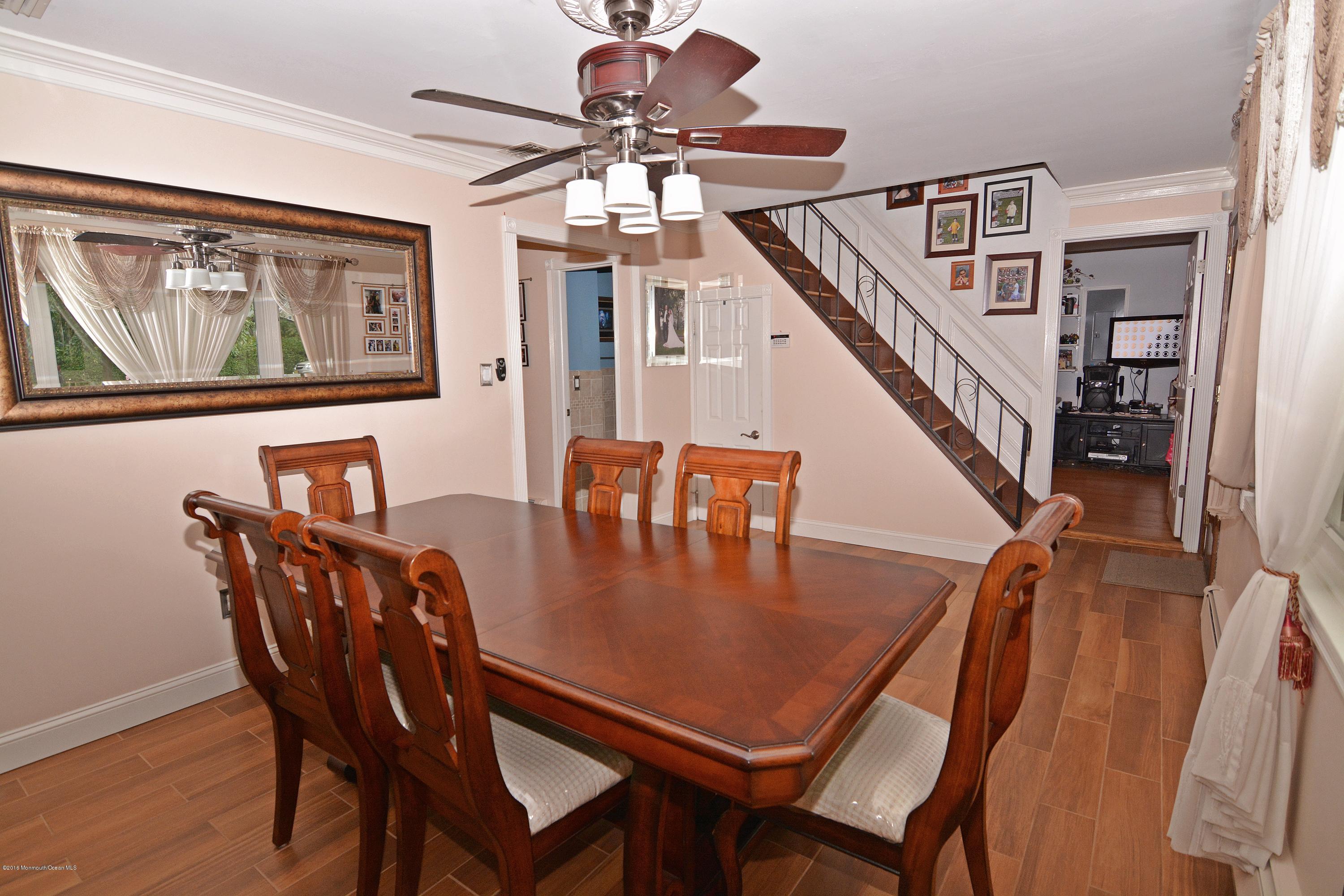 14 Georgia Avenue Middletown, NJ 07758 - Photo 15 of 38 din 4