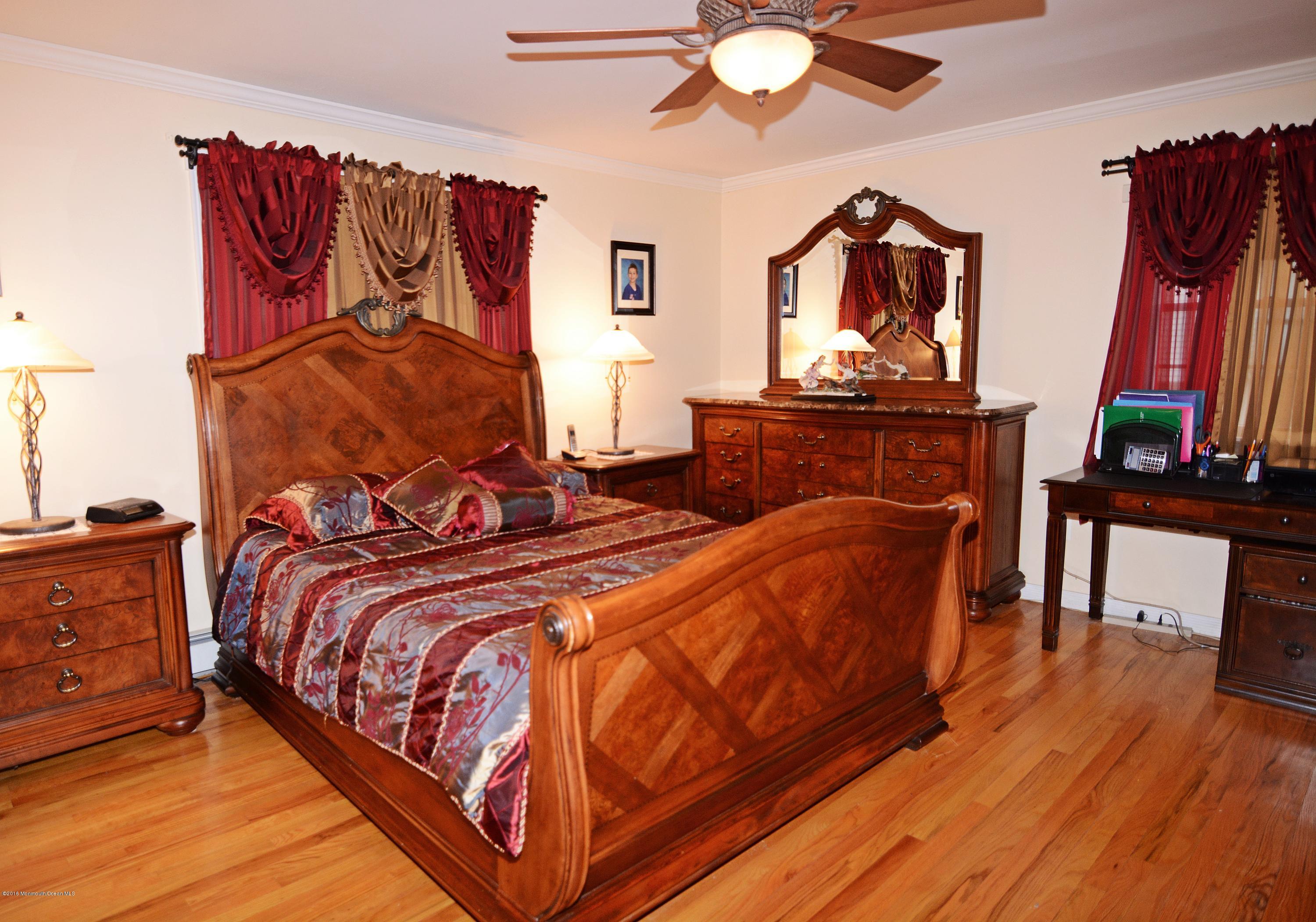 14 Georgia Avenue Middletown, NJ 07758 - Photo 20 of 38 bed7