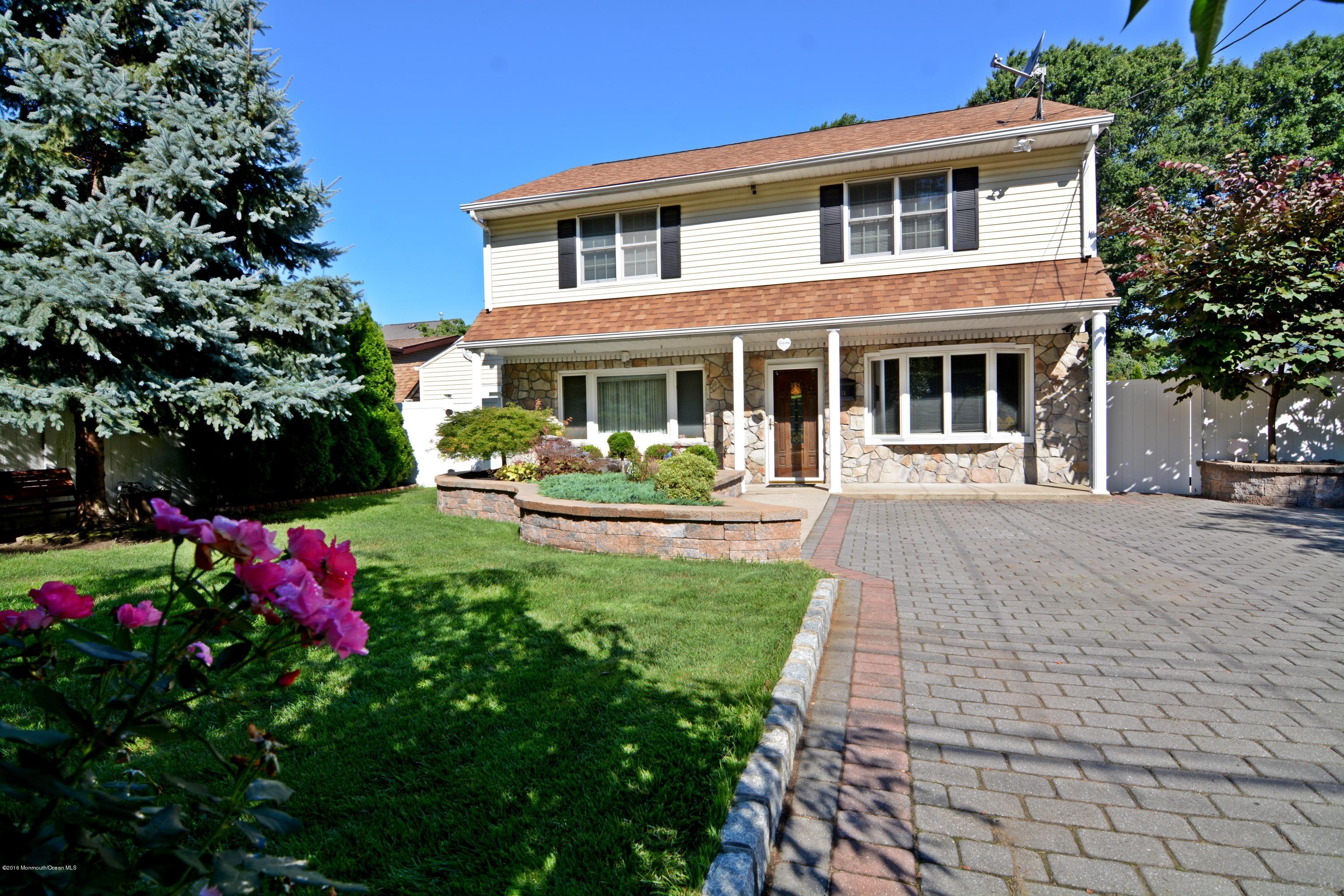 14 Georgia Avenue Middletown, NJ 07758 - Photo 2 of 38 33