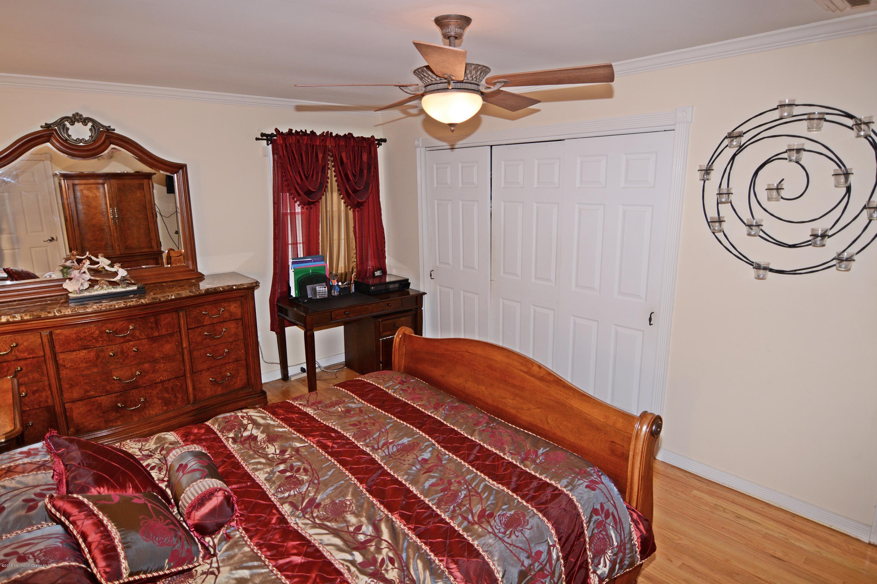 14 Georgia Avenue Middletown, NJ 07758 - Photo 21 of 38 bed10