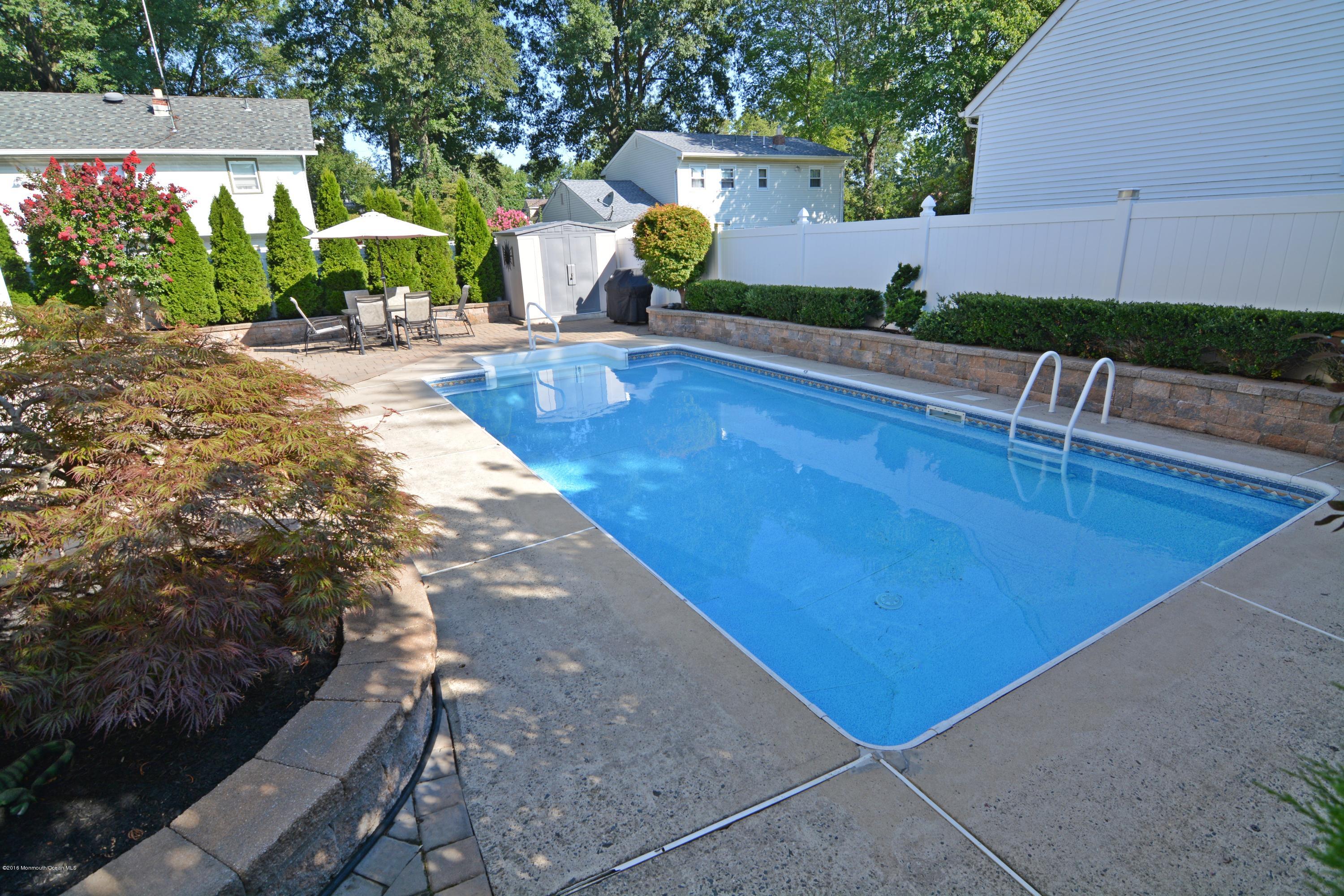 14 Georgia Avenue Middletown, NJ 07758 - Photo 30 of 38 12