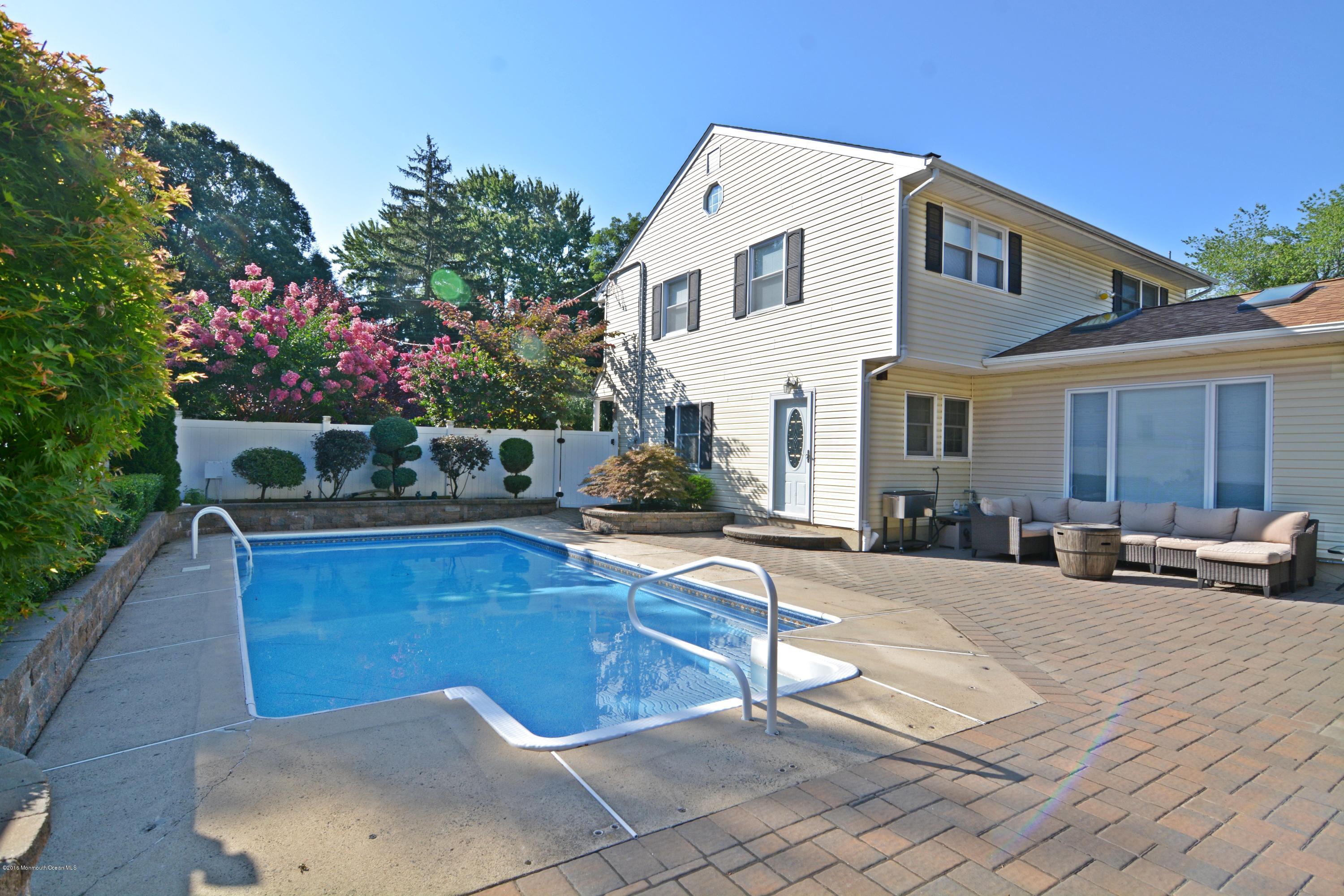 14 Georgia Avenue Middletown, NJ 07758 - Photo 32 of 38 16