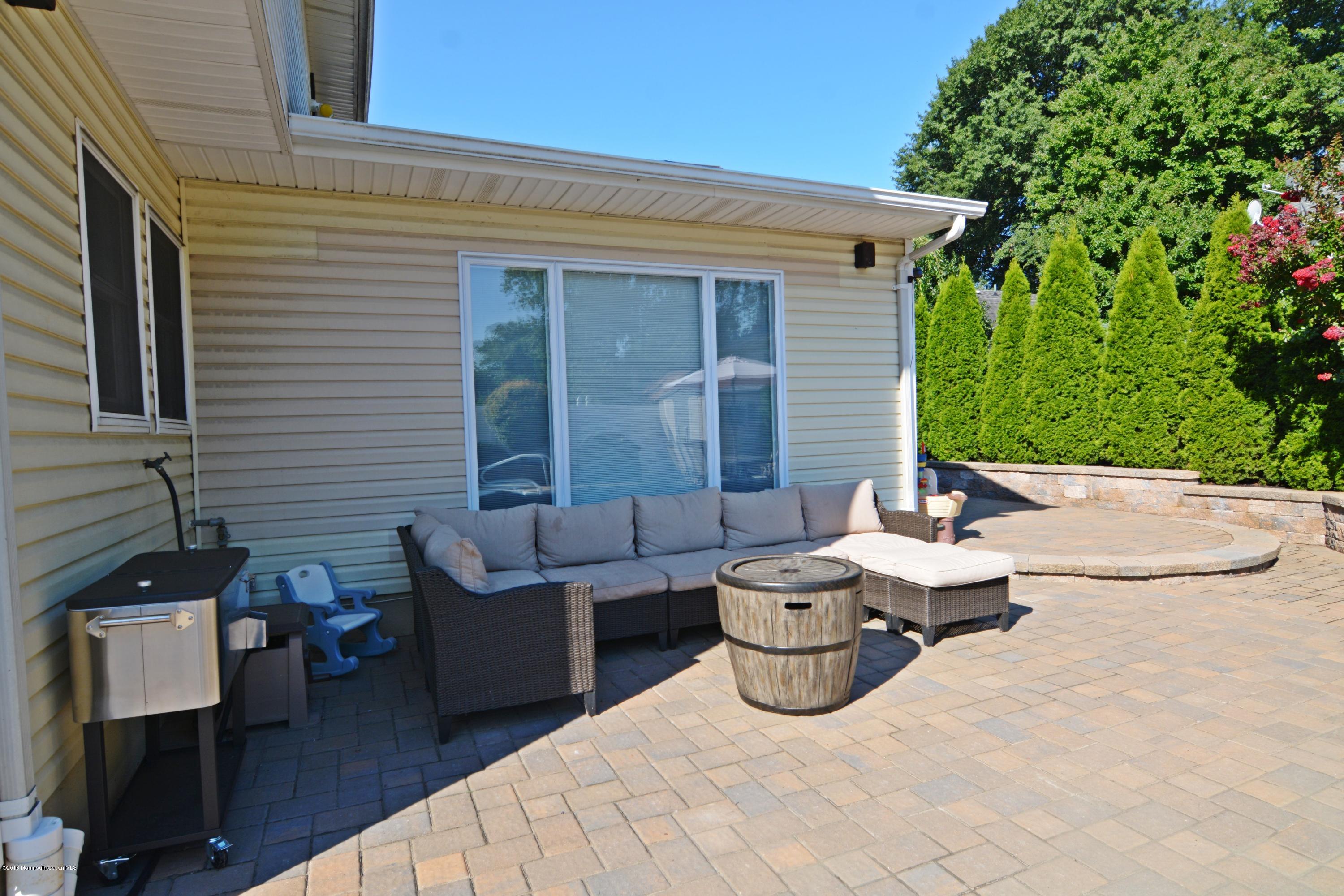 14 Georgia Avenue Middletown, NJ 07758 - Photo 33 of 38 18