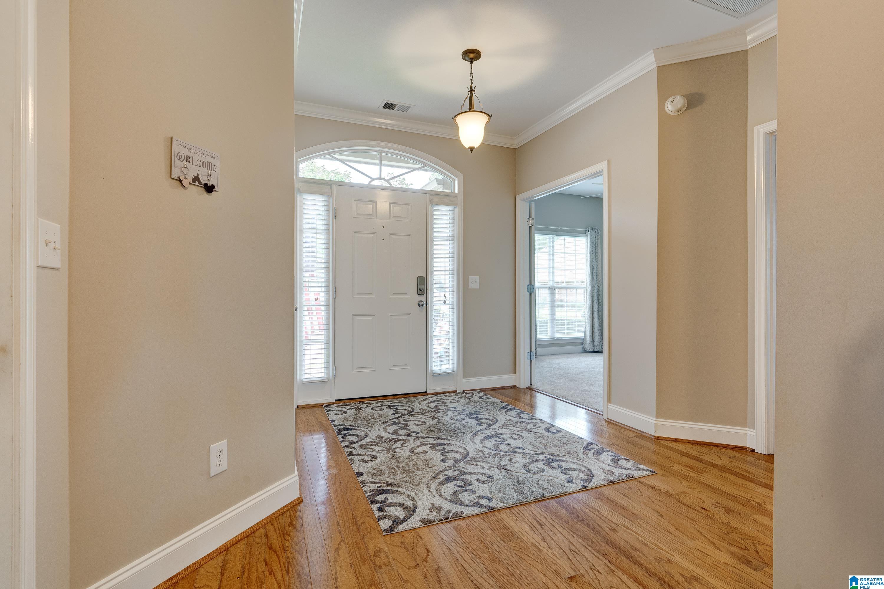 324 Creekside Lane Pelham, AL 35124 - Photo 3 of 27