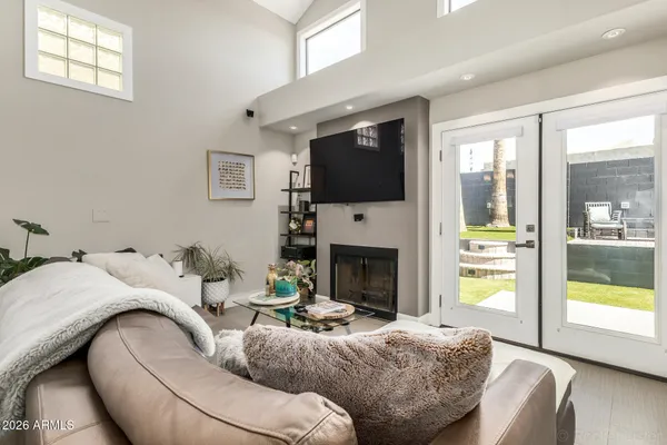 $3,050 | 4225 North 21st Street, Unit 19, Phoenix, AZ 85016