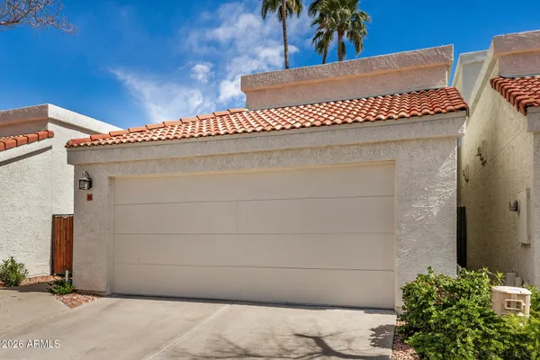 $3,050 | 4225 North 21st Street, Unit 19, Phoenix, AZ 85016