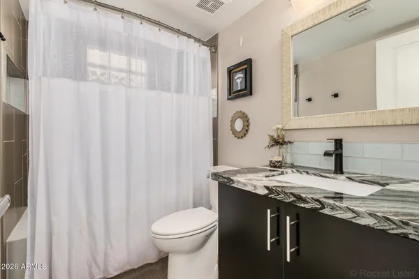 $3,050 | 4225 North 21st Street, Unit 19, Phoenix, AZ 85016