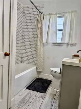 $2,000 | 1911 Tabor Street, Houston, TX 77009