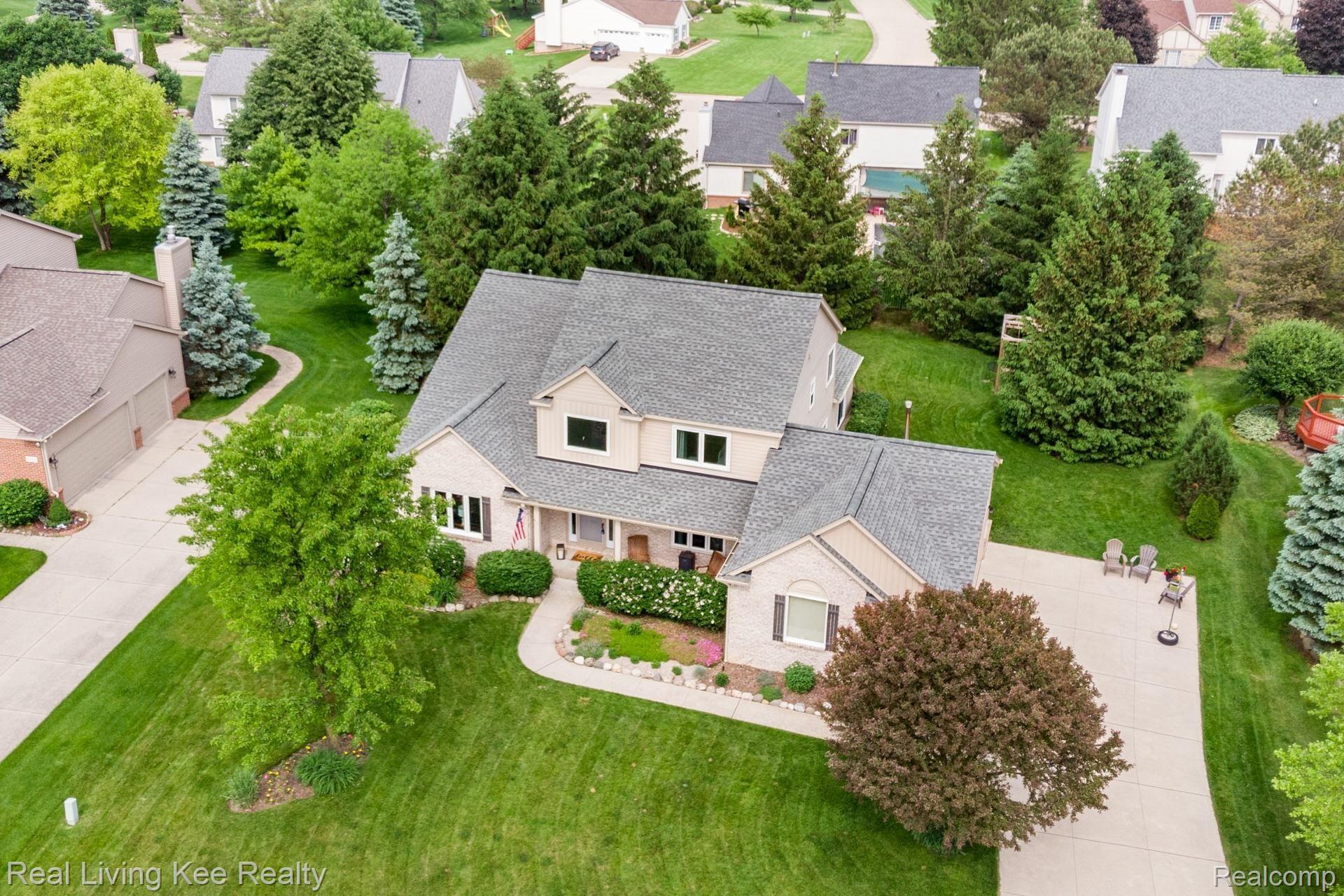 970 Ridgeview Circle Lake Orion, MI 48362 - Photo 48 of 50 970-Ridgeview-Cir-46.jpg