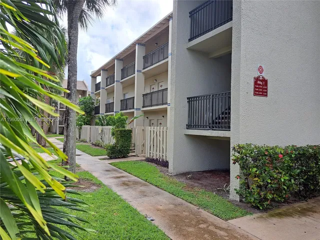 $1,500 | 1500 North Congress Avenue, Unit A204, West Palm Beach, FL 33401