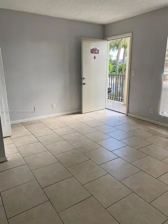 $1,380 | 1500 North Congress Avenue, Unit A204, West Palm Beach, FL 33401