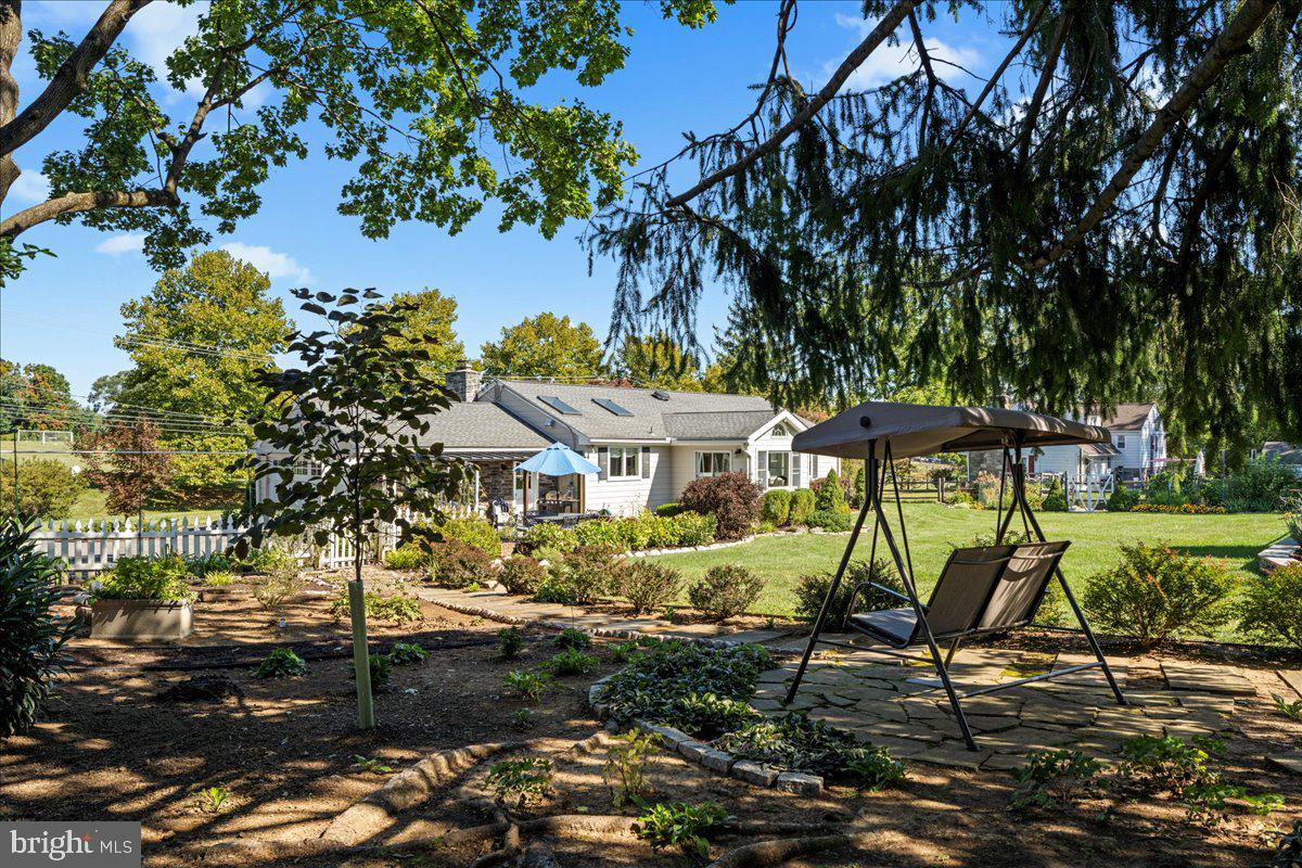 84 Walker Road Wayne, PA 19087 - Photo 23 of 33