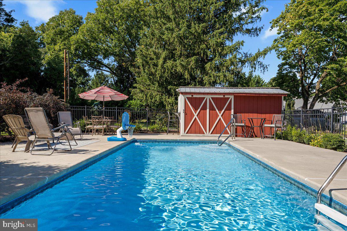 84 Walker Road Wayne, PA 19087 - Photo 25 of 33