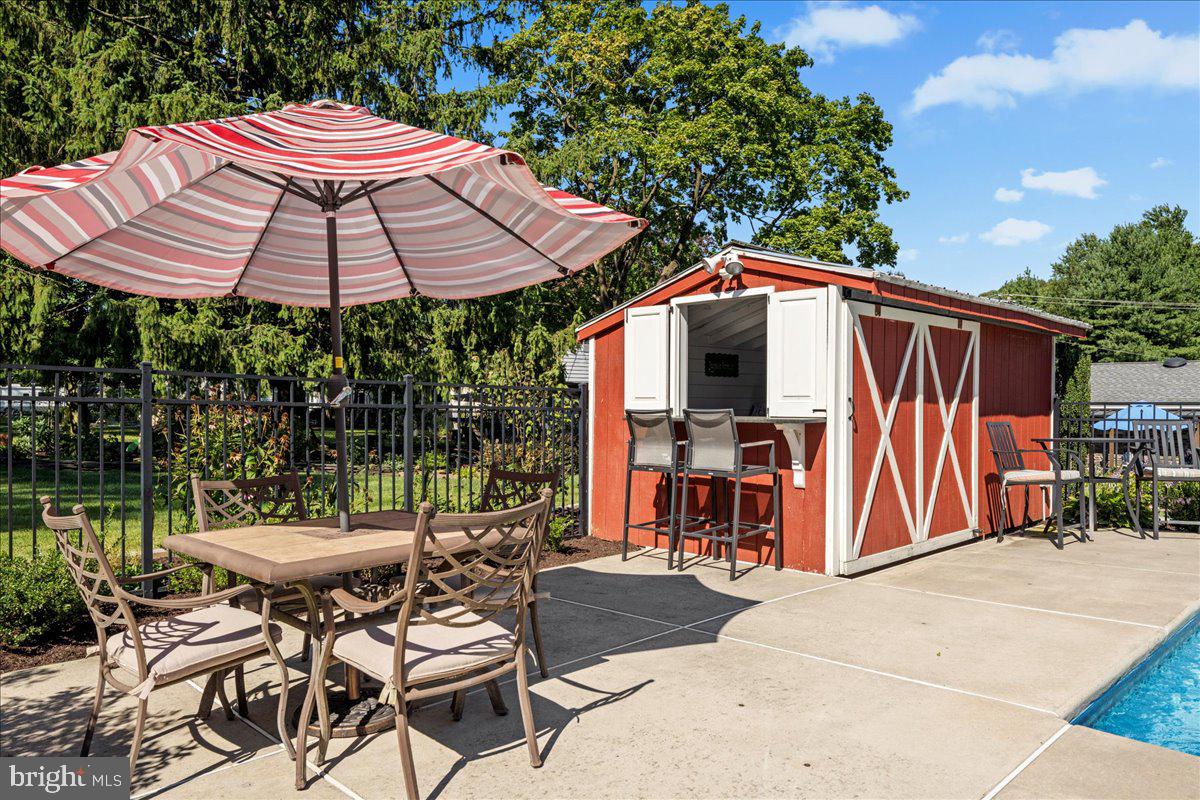 84 Walker Road Wayne, PA 19087 - Photo 27 of 33