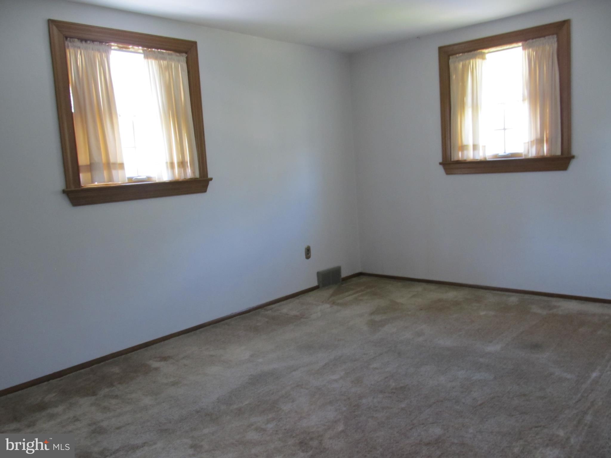 1243 Dill Road Havertown, PA 19083 - Photo 15 of 19