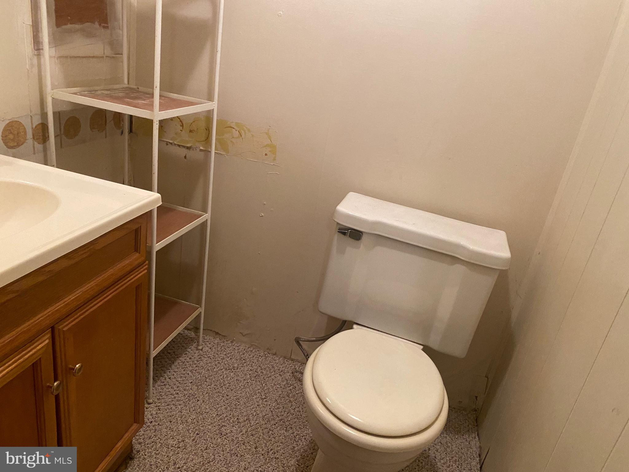 9916 Golf Course Road, Unit 79 Ocean City, MD 21842 - Photo 13 of 21 Half bath in bedroom 2