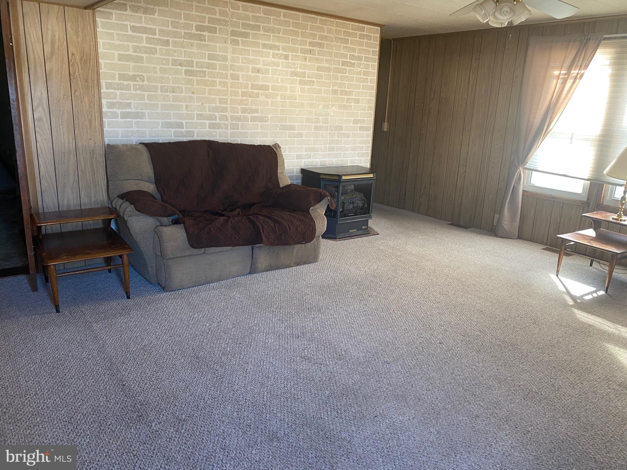 9916 Golf Course Road, Unit 79 Ocean City, MD 21842 - Photo 4 of 21 Living area