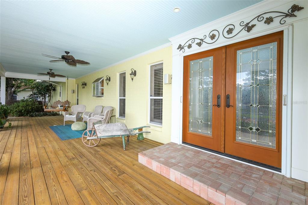 102 Pineview Court Altamonte Springs, FL 32714 - Photo 4 of 59