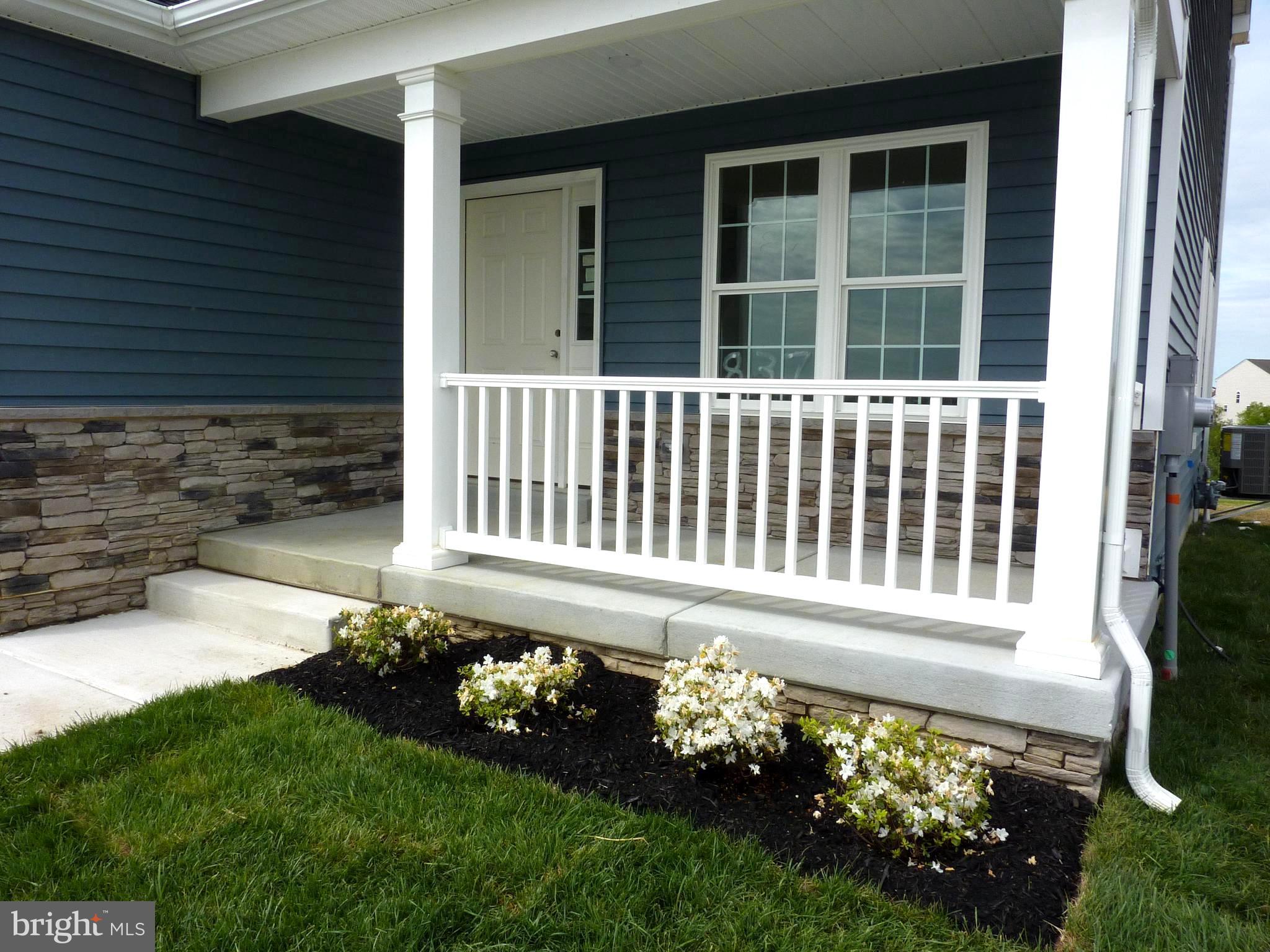 284 Doylestown Road Smyrna, DE 19977 - Photo 3 of 7 Front Landscaping
