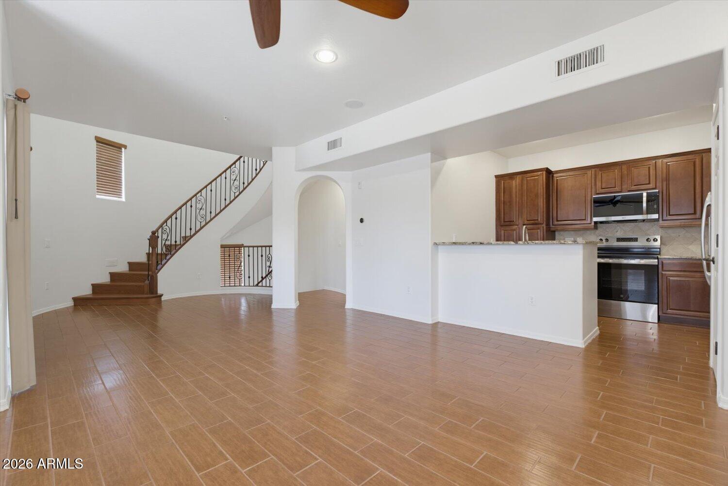 3935 East Rough Rider Road, Unit 1056 Phoenix, AZ 85050 - Photo 3 of 21 09-A7400931