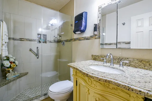 $2,100 | 9411 Kingsvalley Drive, Houston, TX 77075