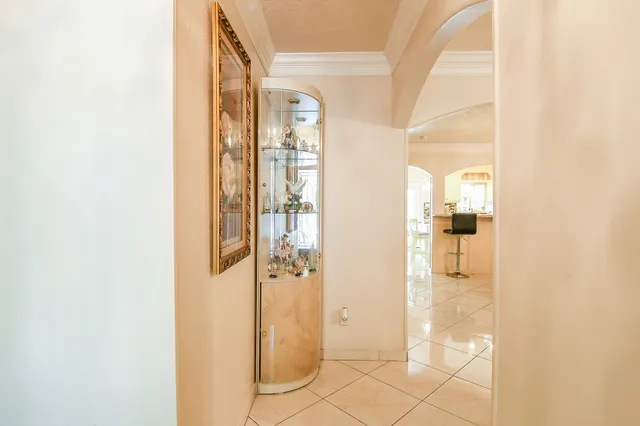 $2,100 | 9411 Kingsvalley Drive, Houston, TX 77075