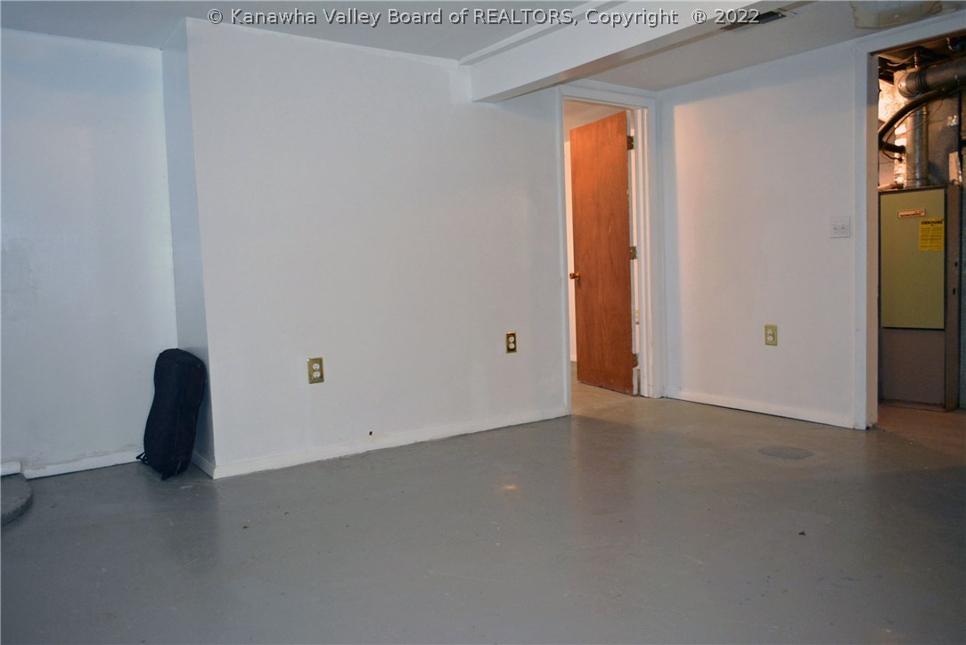 1111 Thorne Road Charleston, WV 25303 - Photo 5 of 25 Gallery Image 5