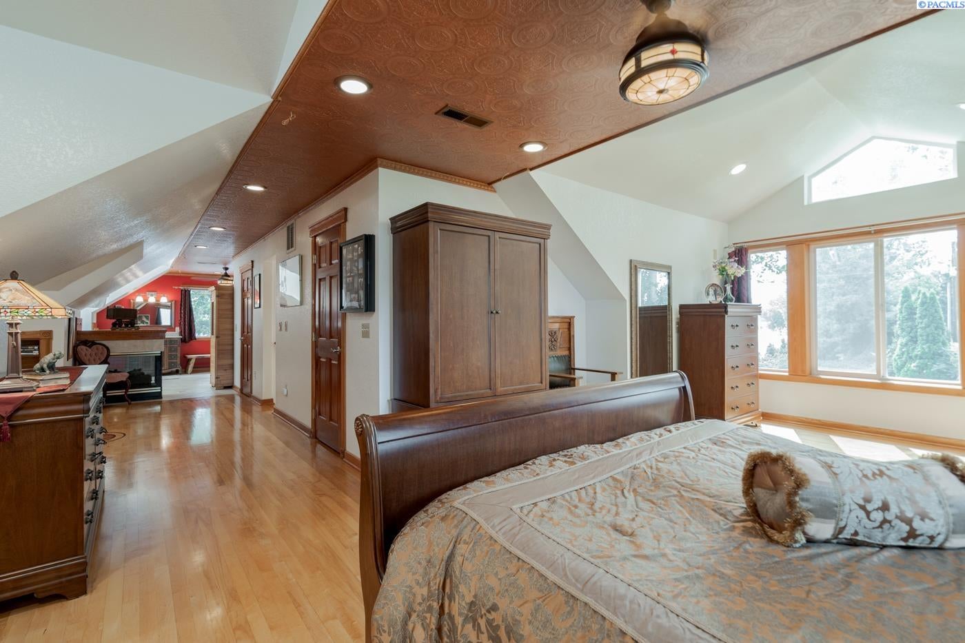 174302 West Byron Road Prosser, WA 99350 - Photo 19 of 30 Gallery Image 19