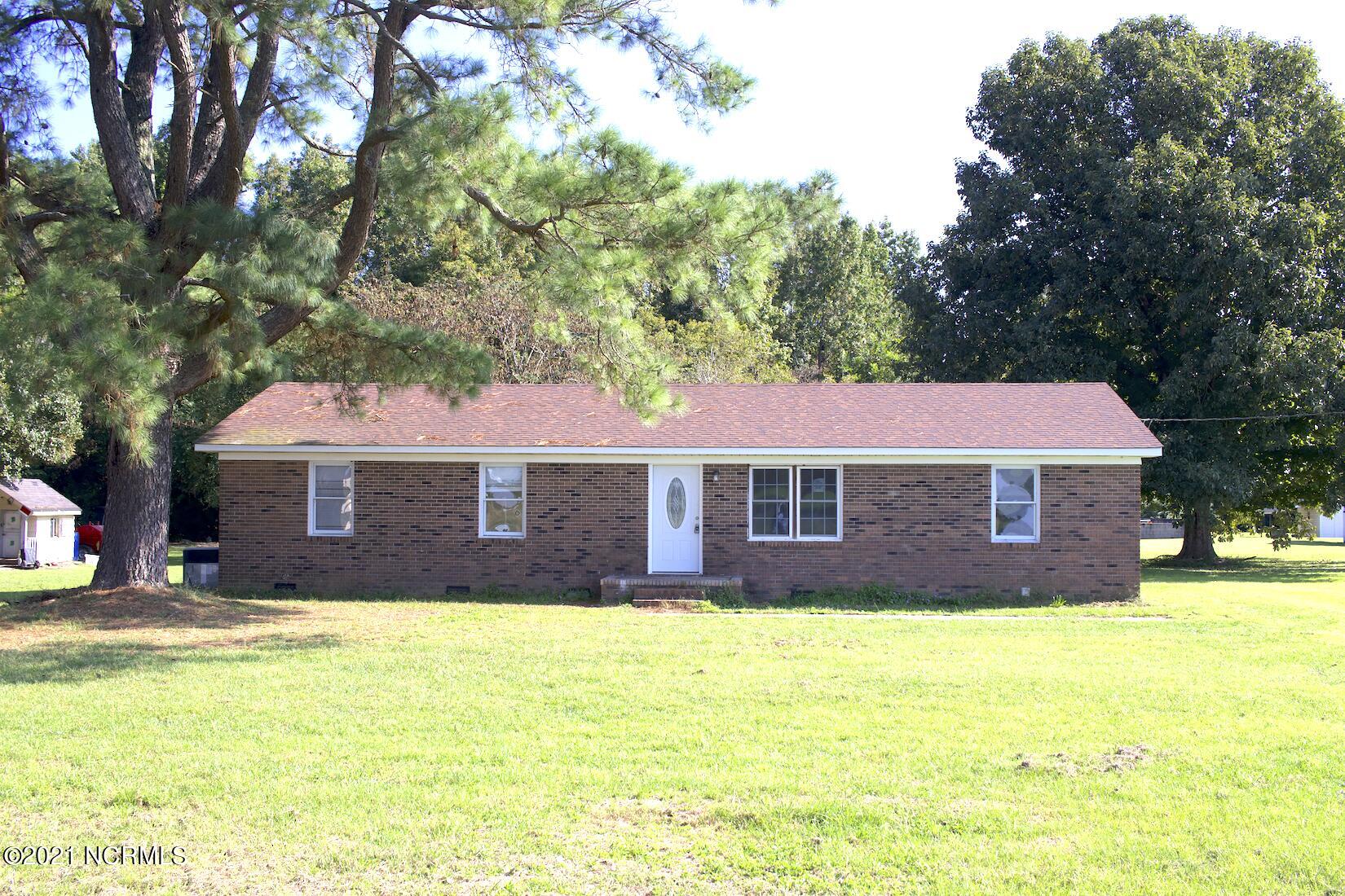 349 Lyman Road Beulaville, NC 28518 - Photo 1 of 22 349 Lyman Road front