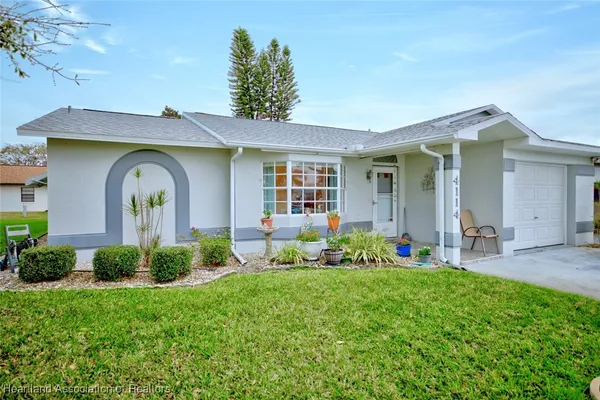 $185,900 | 4114 Vantage Circle, Sebring, FL 33872