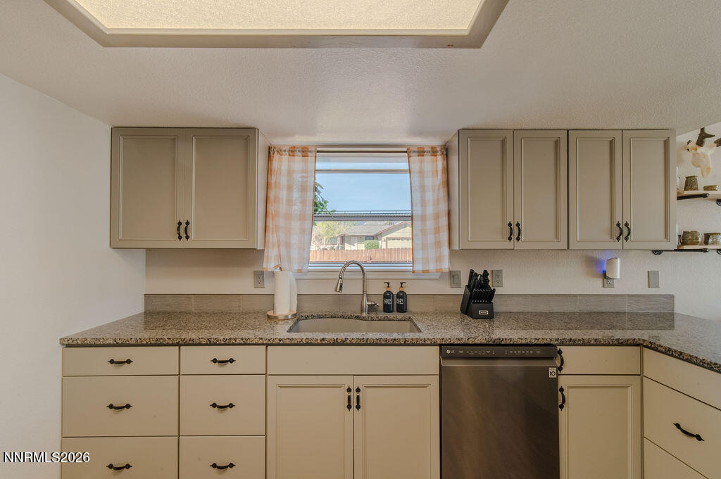3589 Haystack Drive Carson City, NV 89705 - Photo 11 of 52 WHMPhoto-8