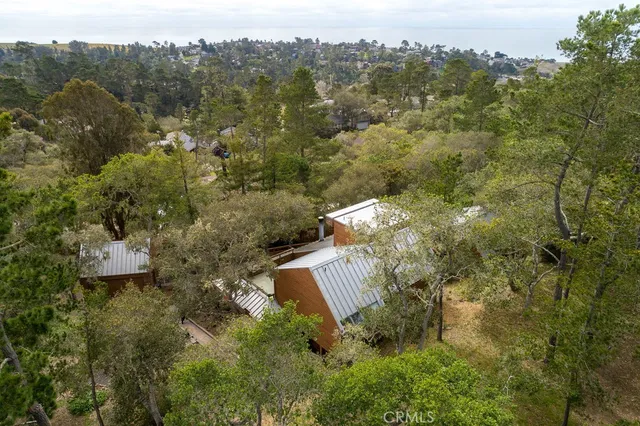 $1,688,000 | 1021 Hillcrest Drive, Cambria, CA 93428