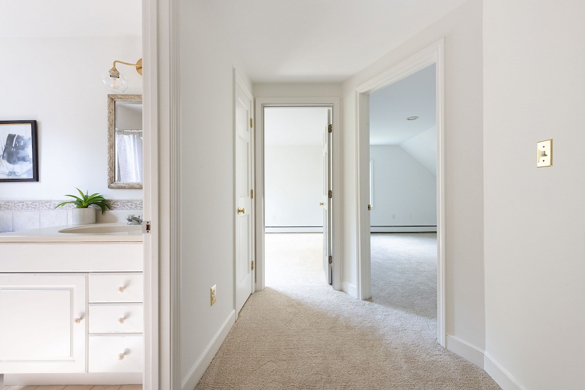28 Middle Street Lexington, MA 02421 - Photo 23 of 24 Gallery Image 23