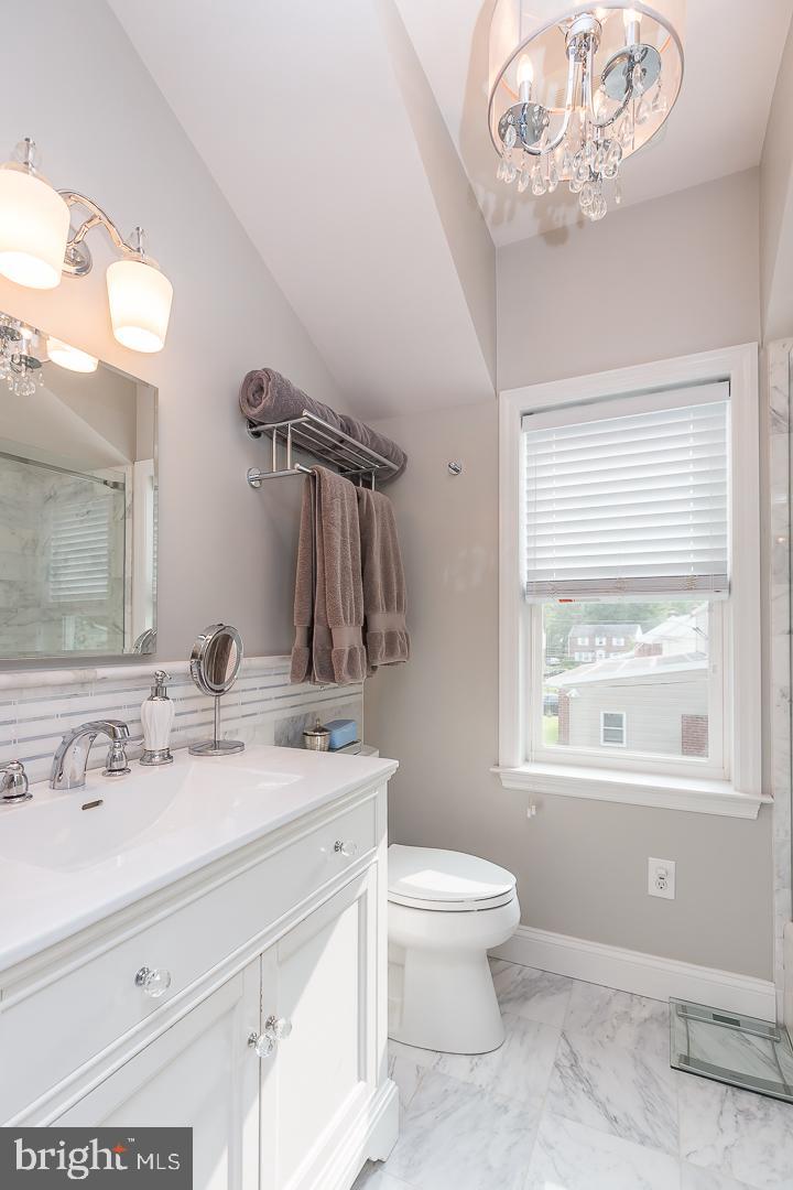 409 Devon Road Havertown, PA 19083 - Photo 22 of 44 Master Bath