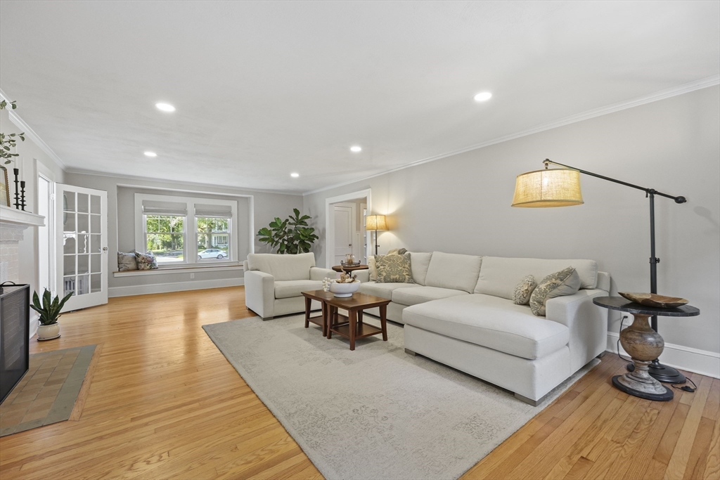 77 Longmeadow Street Longmeadow, MA 01106 - Photo 15 of 41 a living room with furniture and wooden floor