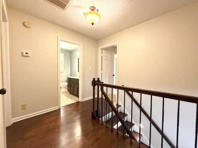 $2,100 | 1402 East Rhett Butler Road, Clarksville, TN 37042